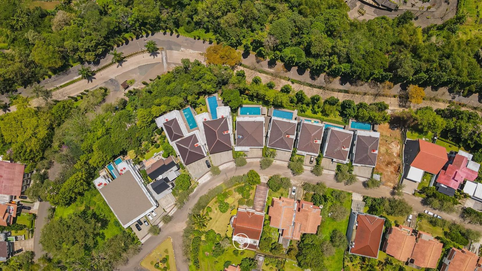 Tulip Hill View Villa 5 Bedrooms With A Private Swimming Pool บันดุง ภายนอก รูปภาพ